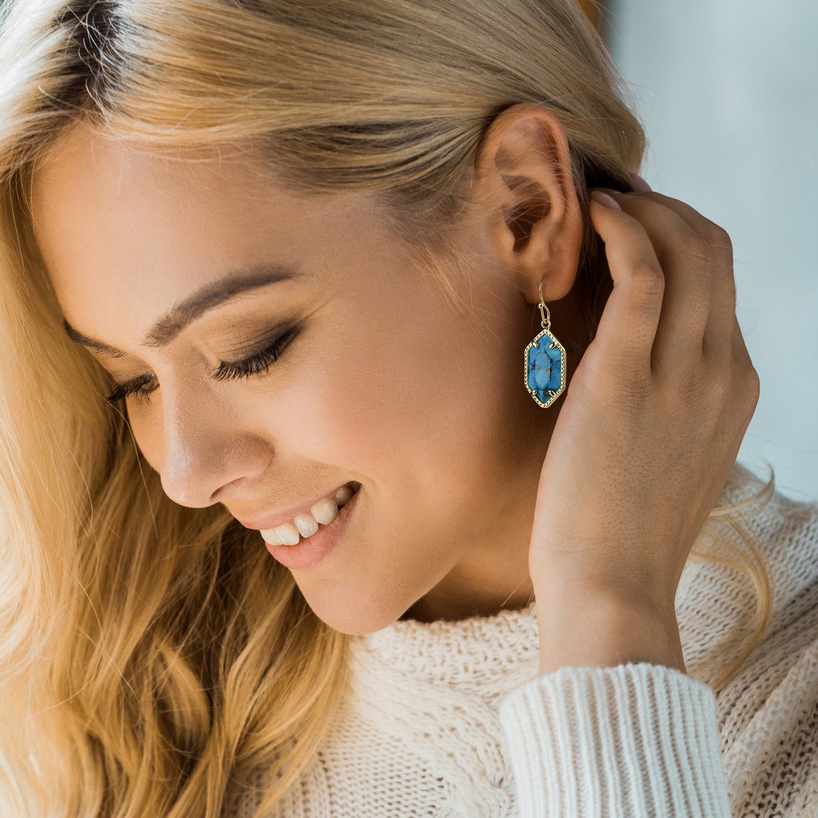 18K Gold Plated Drop Earrings– Luxurious Earrings for Women Fashion Jewelry